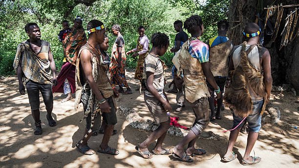 Chabba Hadzabe Experience – Visit Hadzabe Hunter-Gatherers at Lake Eyasi